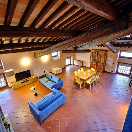 Apartmentsarena - Residenza Degli Scaligeri - Piazza Erbe Verona Eksteriør billede