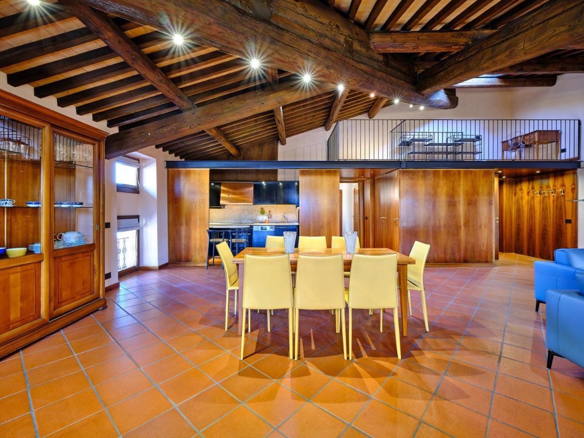 Apartmentsarena - Residenza Degli Scaligeri - Piazza Erbe Verona Eksteriør billede